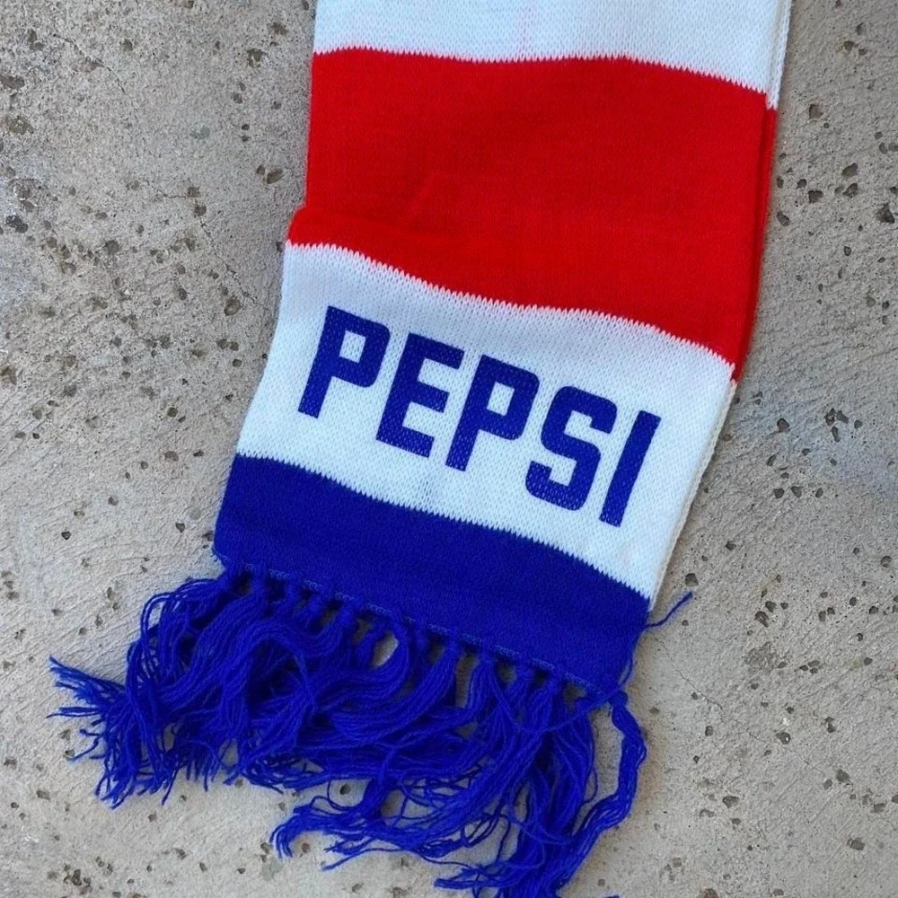 Vintage Pepsi Feelin Free Colorblock Scarf 90s